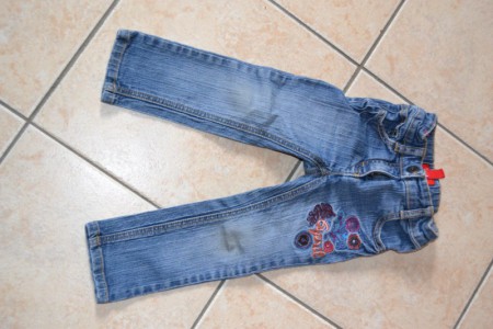 Pantalon "Esprit" : 2,50€